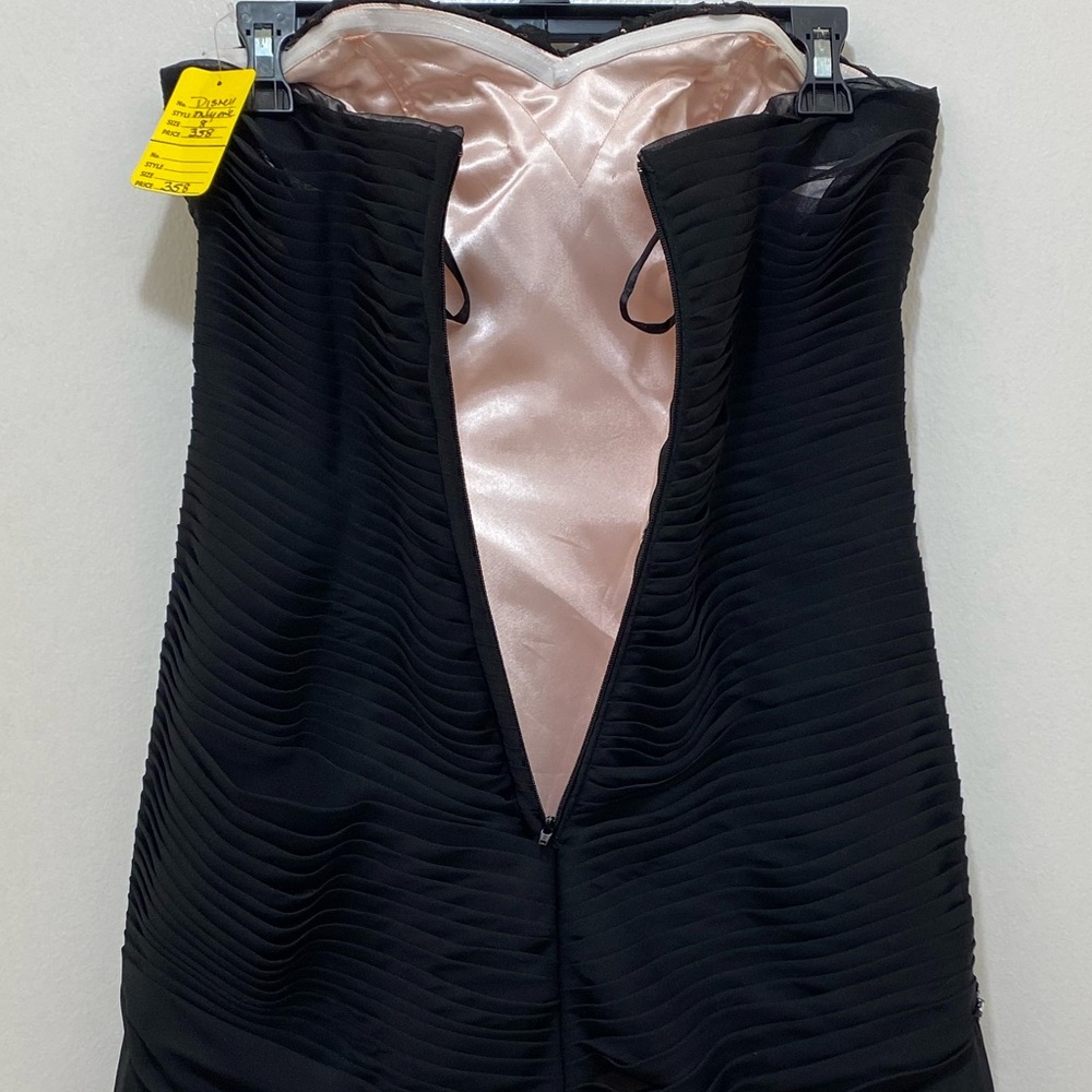 Disney Forever Enchanted Gown Size 8. The Color For This Gown Is Black. - Picture 5 of 13